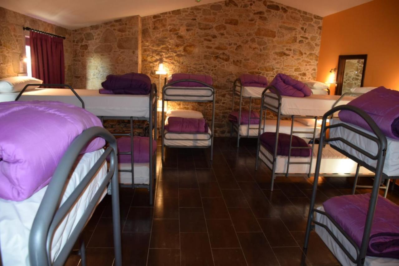 O Cabanel Albergue-Bar Villastose Extérieur photo